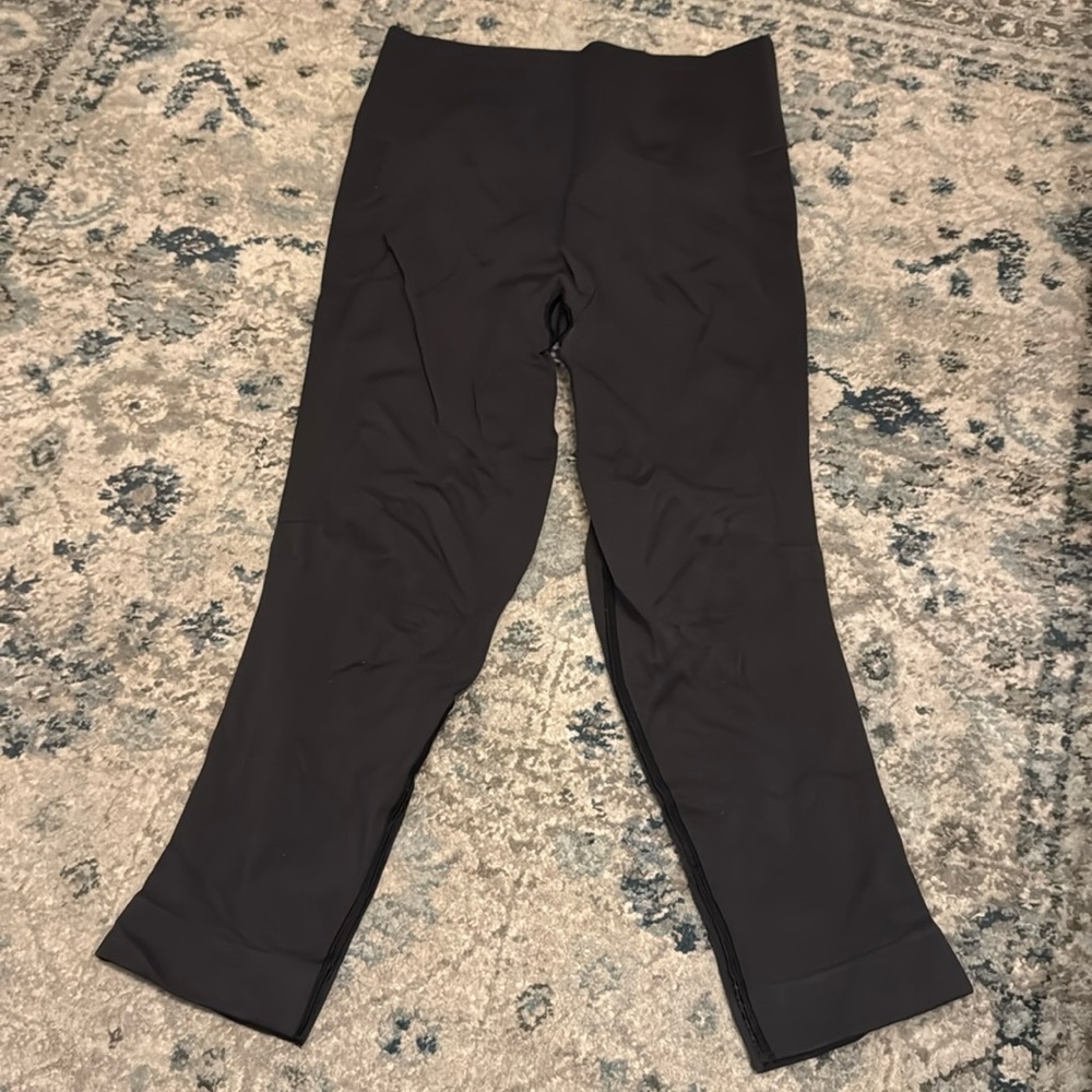 Lululemon cropped leggings